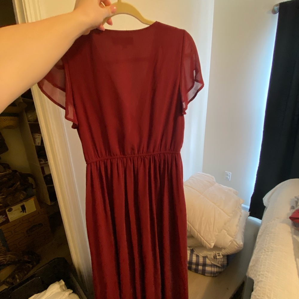 Maroon Lulus formal dress